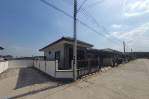 บ้านแฝดหลุดจำนอง ธ.ธนาคารไทยพาณิชย์ ระยอง ปลวกแดง มาบยางพร